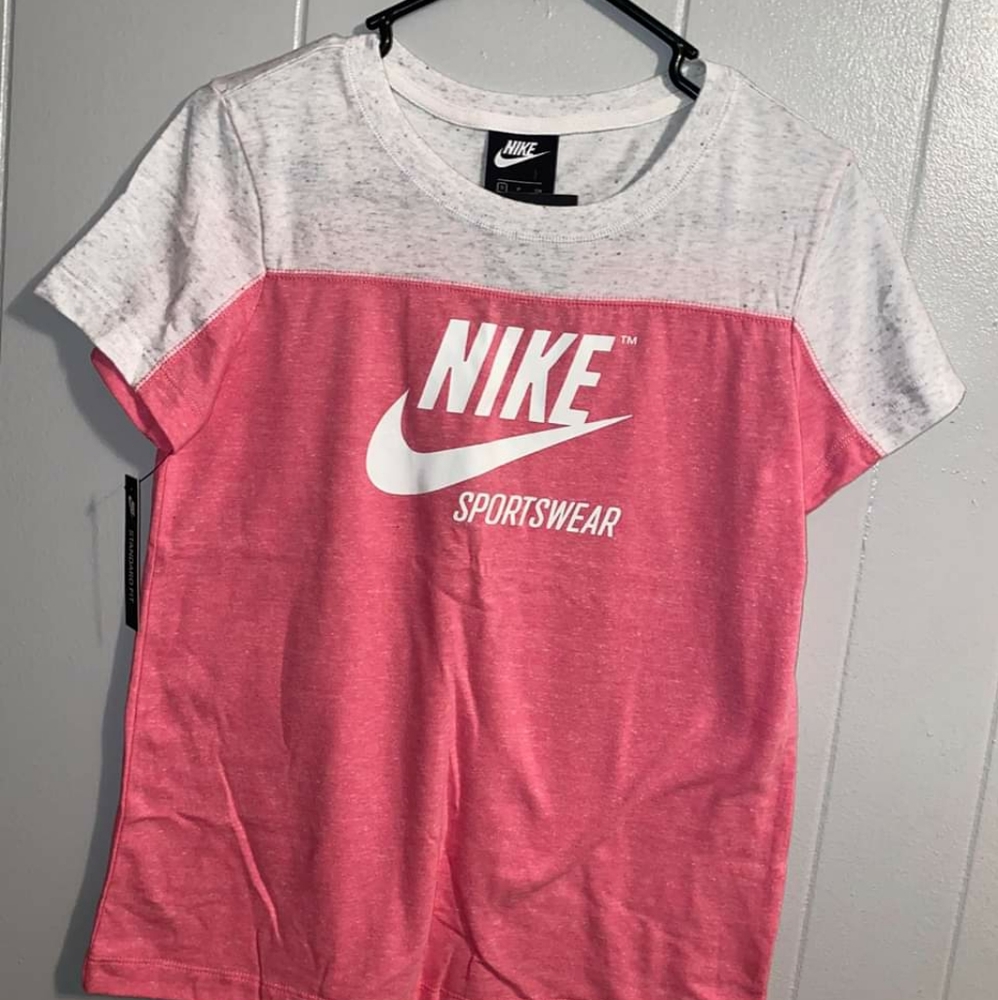 COPY - Nike top